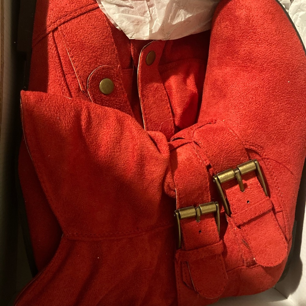 Red Boots - Picture 2 of 3